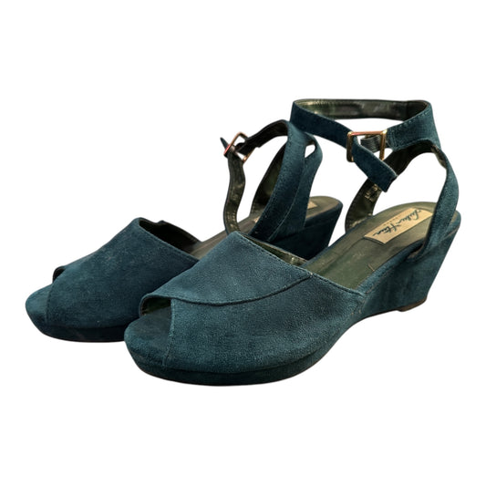 40’s Style Modern Suedette Wedge Sandals by LuLu Hun