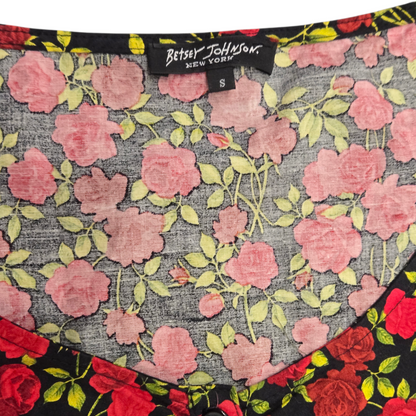90s/Y2K Betsey Johnson Rose Print Capris Set