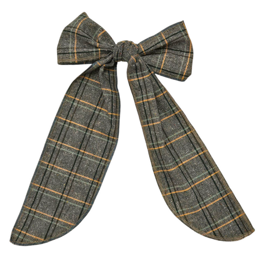 Scrap Fabric Bows by Grandmother Goods